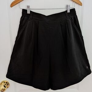 Royal Robbins Black High Waist Tailored Shorts #40